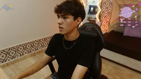 Snapshot of damian_tay chatting on 9, 4, 2026 damian_tay online show from 9, 4, 2026