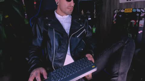 Daamiancox online show from 8, 5, 2026