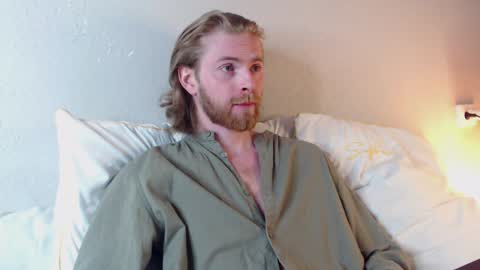Snapshot of damien_diamond chatting on 6, 12, 2024 damien_diamond online show from 6, 12, 2024