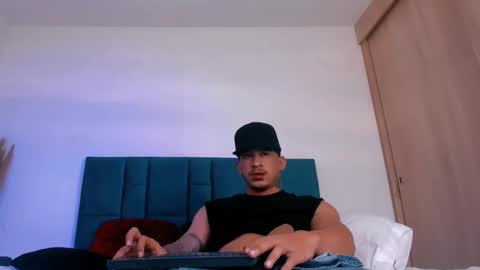 Snapshot of dammianmilleroficial chatting on 19, 11, 2025 INSTAGRAM DAMMIANMILLEROFICIAL online show from 19, 11, 2025