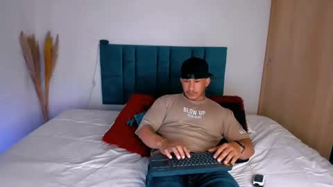 Snapshot of dammianmilleroficial chatting on 23, 11, 2025 INSTAGRAM DAMMIANMILLEROFICIAL online show from 23, 11, 2025