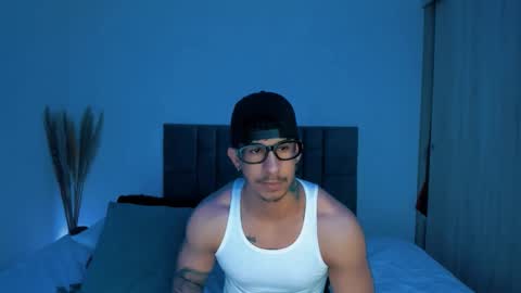 Snapshot of dammianmilleroficial chatting on 26, 11, 2025 INSTAGRAM DAMMIANMILLEROFICIAL online show from 26, 11, 2025