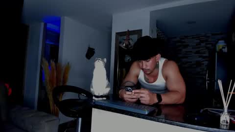 Snapshot of dammianmilleroficial chatting on 16, 12, 2025 INSTAGRAM DAMMIANMILLEROFICIAL online show from 16, 12, 2025