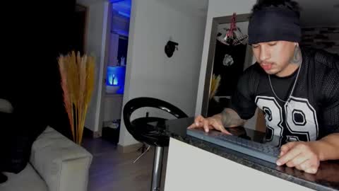 Snapshot of dammianmilleroficial chatting on 21, 12, 2025 INSTAGRAM DAMMIANMILLEROFICIAL online show from 21, 12, 2025