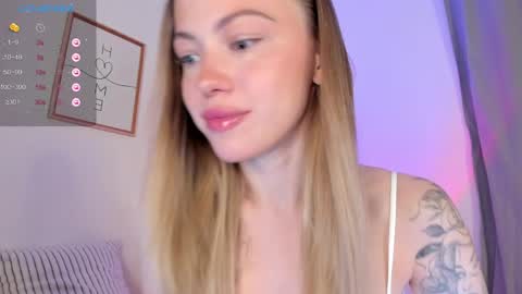 Snapshot of damn_cutie chatting on 10, 4, 2026 Tiana online show from 10, 4, 2026