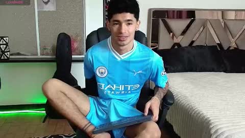 Snapshot of damon_333 chatting on 26, 9, 2025 Damon online show from 26, 9, 2025