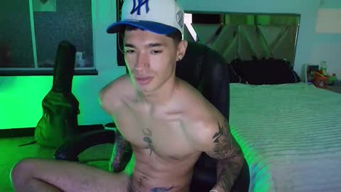 Snapshot of damon_333 chatting on 16, 10, 2025 Damon online show from 16, 10, 2025