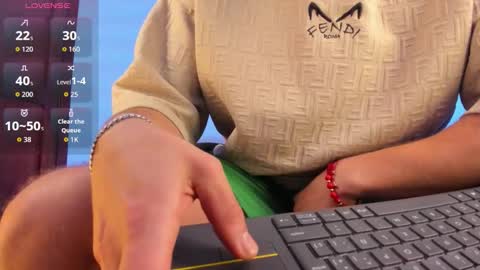 Snapshot of damon_baker0 chatting on 18, 1, 2026 Damon bakert online show from 18, 1, 2026