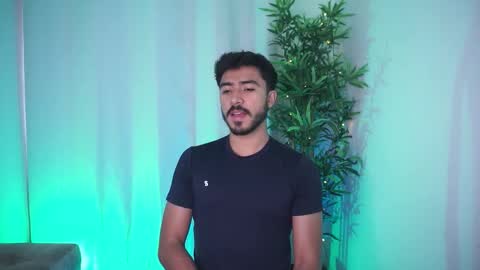 damon_frost online show from 2, 12, 2025