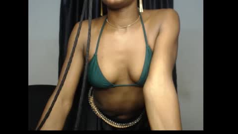 Snapshot of damsel8 chatting on 23, 2, 2026 leah online show from 23, 2, 2026