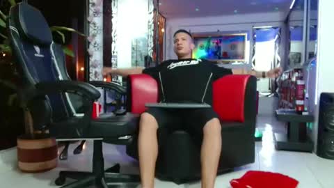 Snapshot of damyan_2003 chatting on 29, 9, 2025 damyan_2003 online show from 29, 9, 2025