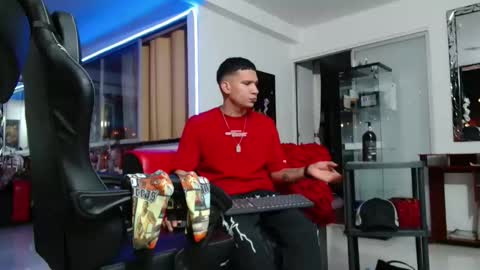 Snapshot of damyan_2003 chatting on 17, 11, 2025 damyan_2003 online show from 17, 11, 2025