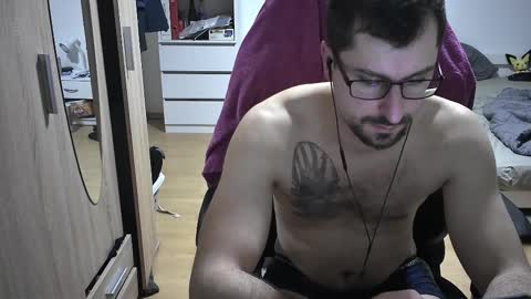 Snapshot of dan_the_man405 chatting on 12, 3, 2025 King Dan online show from 12, 3, 2025