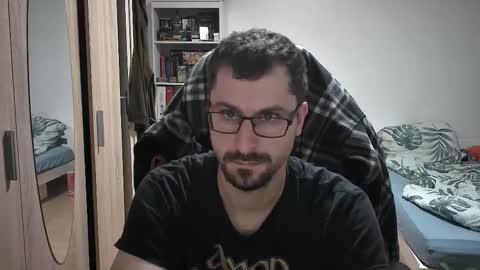 King Dan online show from 8, 11, 2025