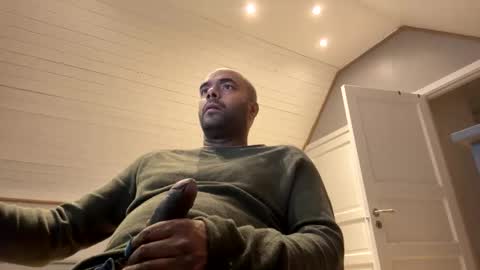 Snapshot of dan_the_man43 chatting on 25, 11, 2025 dan_the_man43 online show from 25, 11, 2025