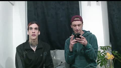 Dan and Noah online show from 23, 12, 2024