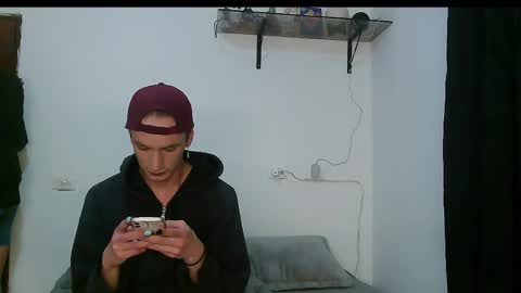 Dan and Noah online show from 25, 2, 2025