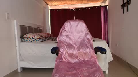 Dayana  online show from 25, 9, 2025