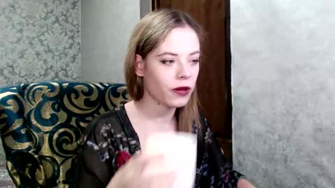 Dana SmileX online show from 12, 11, 2025