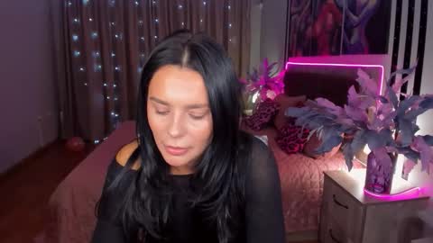 Snapshot of danamiers chatting on 22, 10, 2025 DanaMiers online show from 22, 10, 2025