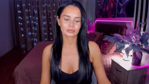 Snapshot of danamiers chatting on 11, 11, 2025 DanaMiers online show from 11, 11, 2025