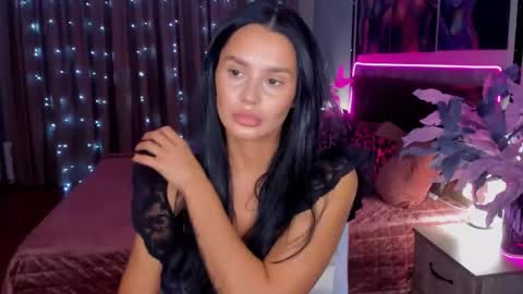 Snapshot of danamiers chatting on 17, 11, 2025 DanaMiers online show from 17, 11, 2025