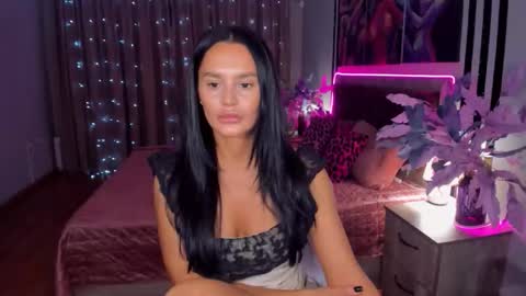 Snapshot of danamiers chatting on 18, 11, 2025 DanaMiers online show from 18, 11, 2025