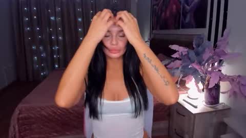 Snapshot of danamiers chatting on 5, 12, 2025 DanaMiers online show from 5, 12, 2025