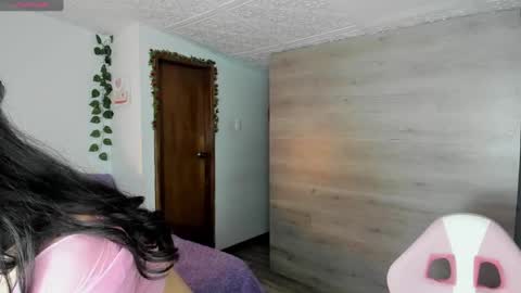 Snapshot of danay_01 chatting on 21, 2, 2025 danay_01 online show from 21, 2, 2025