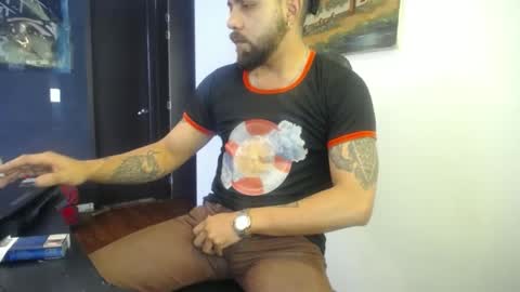 Snapshot of danbury44 chatting on 19, 9, 2025 danbury online show from 19, 9, 2025