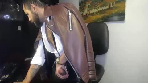 Snapshot of danbury44 chatting on 17, 10, 2025 danbury online show from 17, 10, 2025