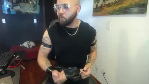 danbury online show from 26, 11, 2025