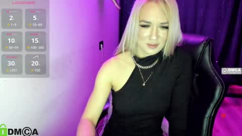 dances_queen online show from 9, 5, 2026