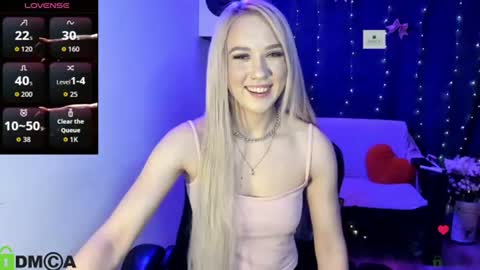 dances_queen online show from 10, 6, 2026