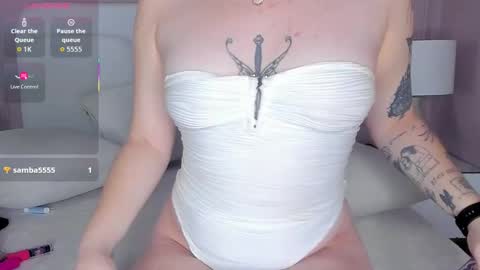 Snapshot of danee_19 chatting on 22, 12, 2025 Daniela online show from 22, 12, 2025