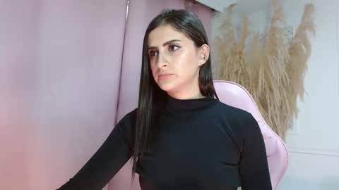 Danella Houston online show from 2, 5, 2026