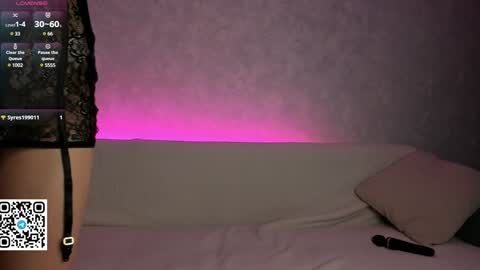 Snapshot of danger_bella chatting on 2, 12, 2024 Bella online show from 2, 12, 2024