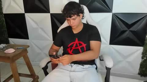 dani_cumboy online show from 20, 12, 2025