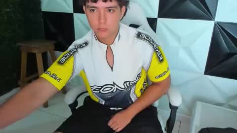 dani_cumboy online show from 21, 12, 2025