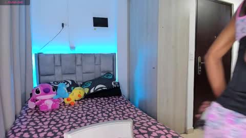 Snapshot of dani_cutee_ chatting on 15, 9, 2025 Dani online show from 15, 9, 2025
