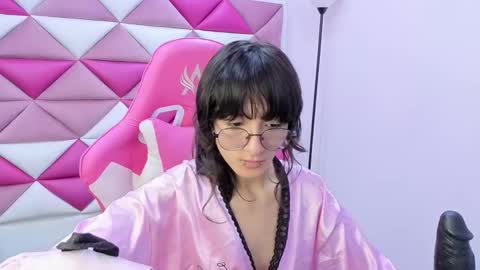 Snapshot of dani_dream chatting on 15, 2, 2026 dani_dream online show from 15, 2, 2026