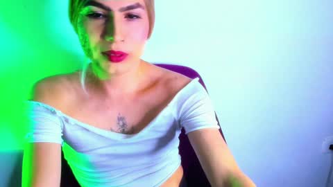 Snapshot of dani_lovet1 chatting on 22, 12, 2024 dani online show from 22, 12, 2024