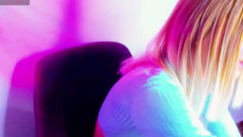 Snapshot of dani_lovet1 chatting on 10, 2, 2025 dani online show from 10, 2, 2025