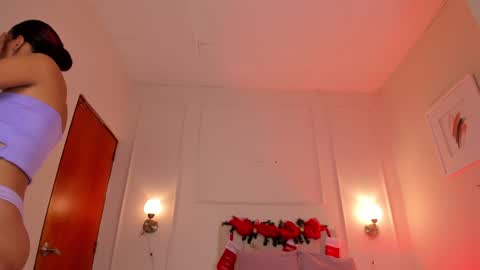 Hi I am Dani online show from 13, 12, 2024