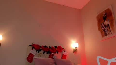 Hi I am Dani online show from 29, 12, 2024