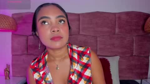 Snapshot of dani_velvet chatting on 7, 6, 2026 online show from 7, 6, 2026