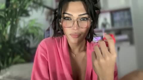 danica_walton online show from 9, 1, 2025