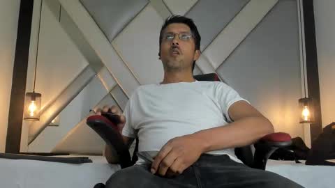 danidick_vc online show from 4, 2, 2026