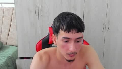 Snapshot of daniel_443 chatting on 2, 10, 2025 DANIEL online show from 2, 10, 2025