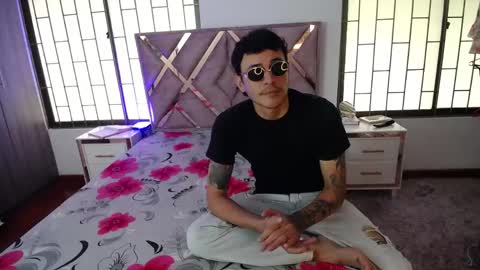Snapshot of daniel_velez26 chatting on 12, 5, 2026 daniel_velez26 online show from 12, 5, 2026
